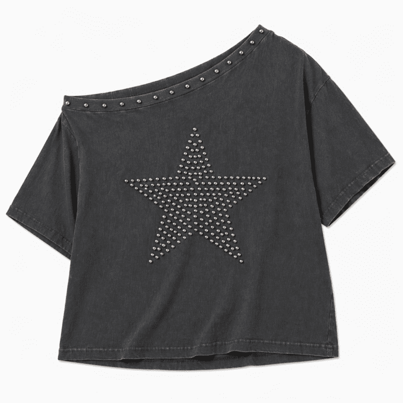 Camiseta streetwear gris frontal de manga corta con estrella y tachuelas