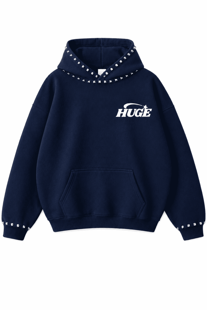 Sudadera azul marino con capucha, tachuelas plateadas y logo Huge en el pecho